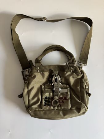 Handtasche George and Lucy