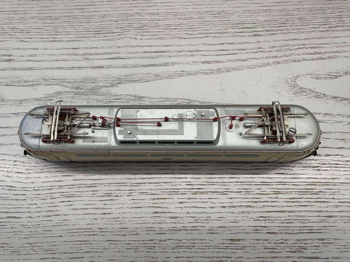 Märklin Modellini di ferrovie: Märklin 3053 DB BR 103 – Usato da Lupsingen venduto da New-Haven 4