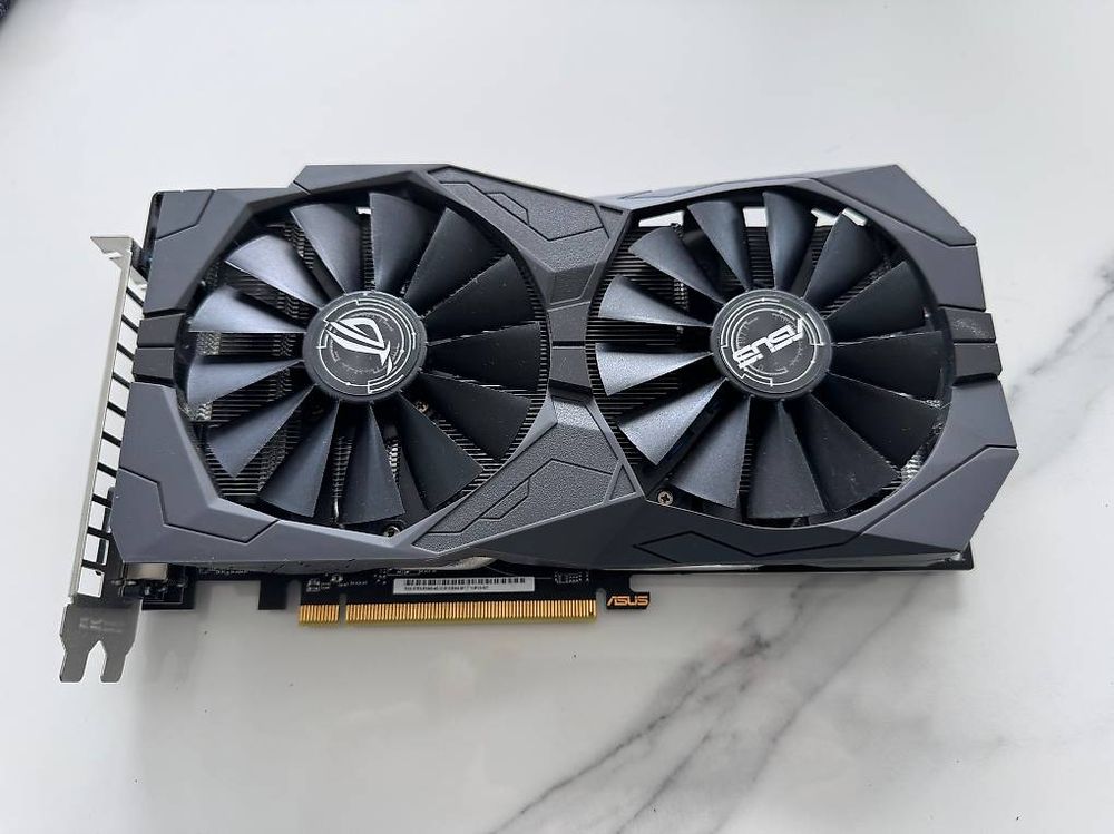 ASUS ROG STRIX RX560 V2 GAMING / GPU 4Go GDDR5 (D'occasion) à Lausanne ...