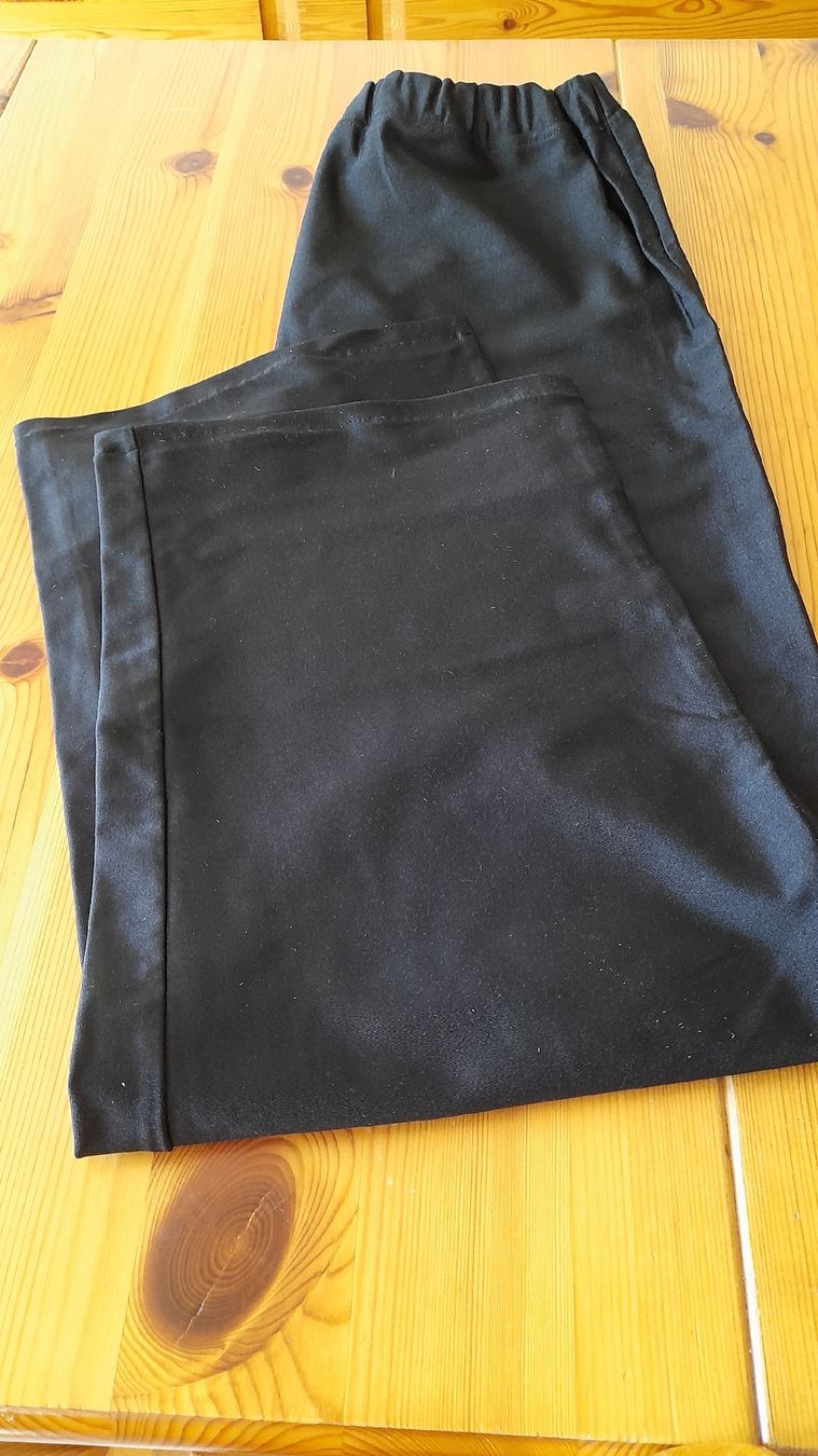 Pantaloni: Hose Gr. L, von Riega – Usato da Nesslau venduto da Churfirsten08 1
