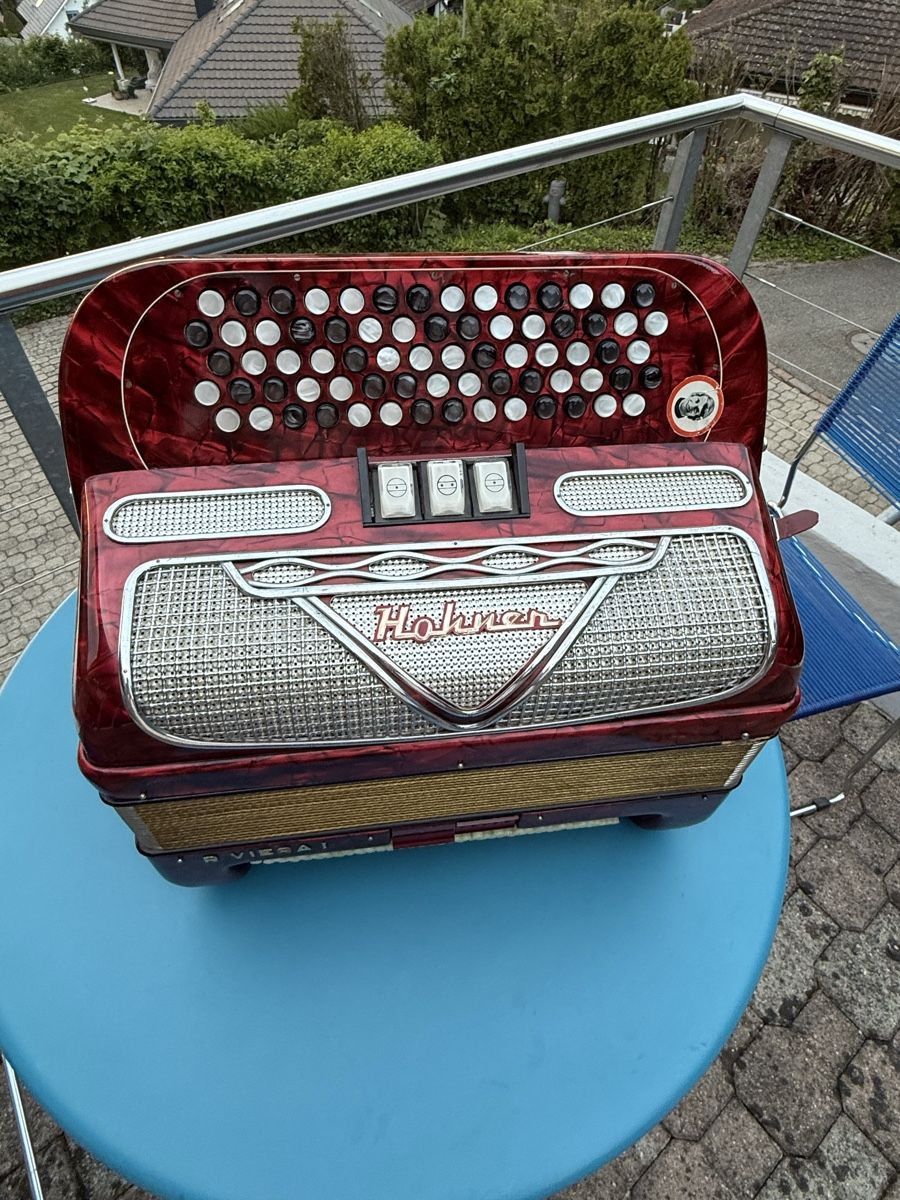 Hohner Strumenti musicali: Akkordeon Hohner Riviera, – Usato da Aarburg venduto da Schatzaffe 3