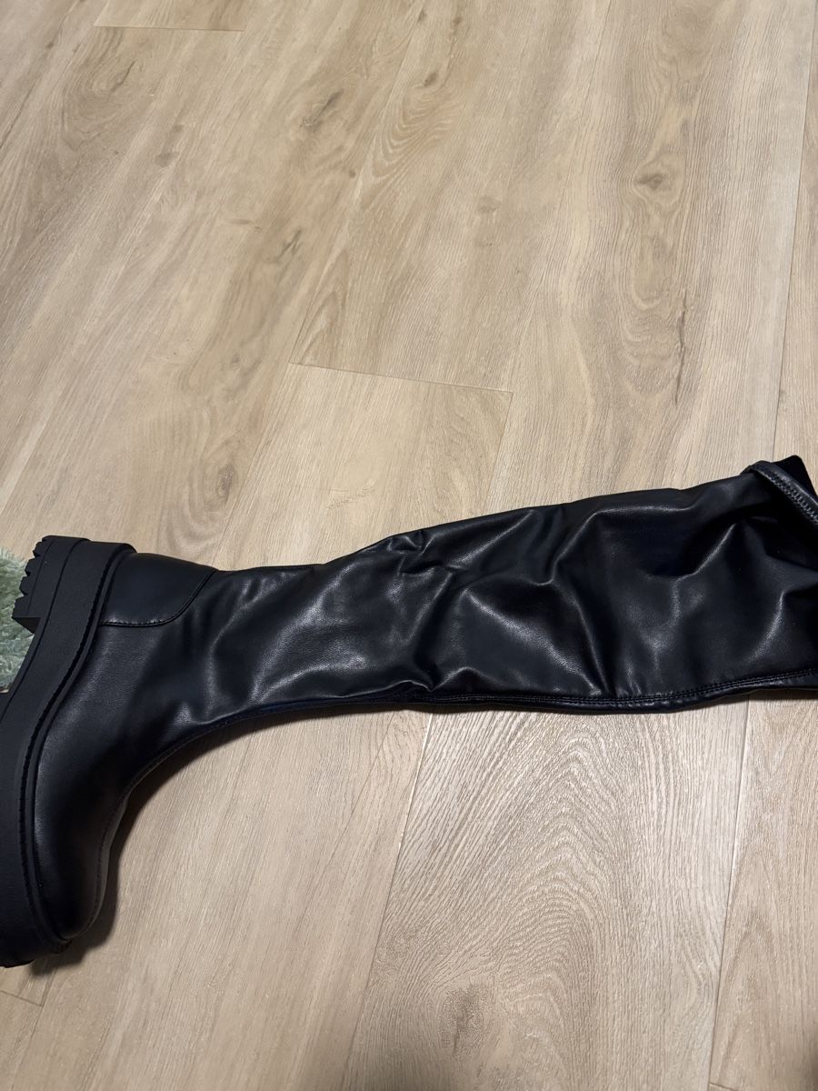 Stradivarius Scarpe da donna: Overknee Stiefel – Nuovo e nell'imballaggio originale da Kaiseraugst venduto da Bil2305 1