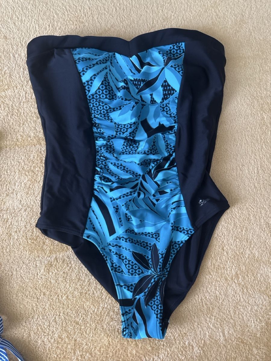 Maillots de bain & Bikinis: Badeanzüge 38-40Gr – D'occasion à Winkel par Olirickli05 4
