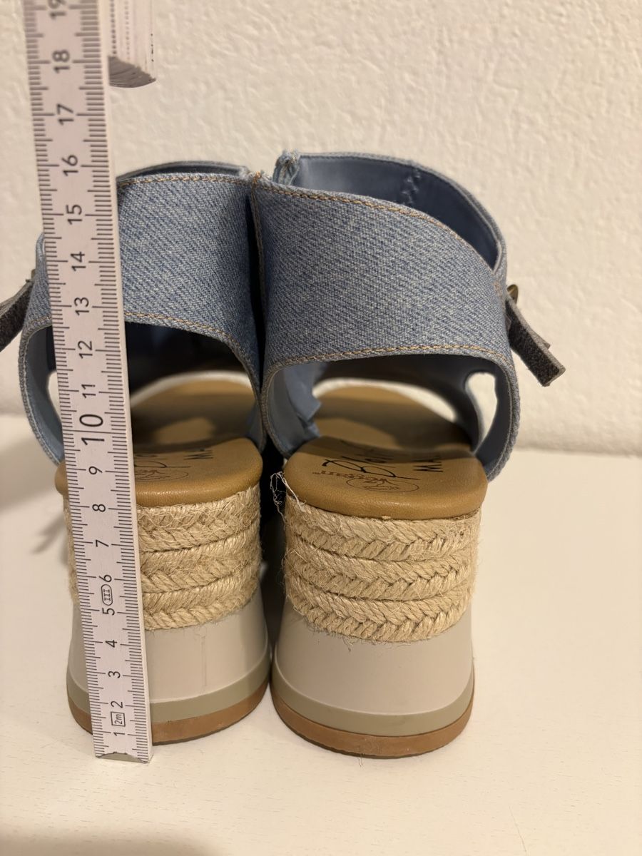 Scarpe da donna: Sandalen – Nuovo (secondo la descrizione) da Bülach venduto da kittygismo 4
