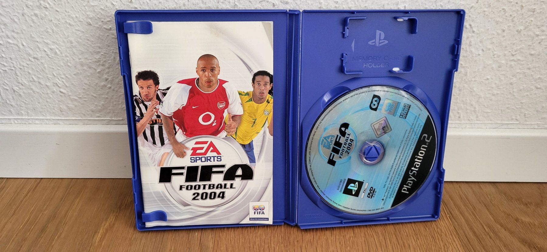 Sony Giochi: PS 2 - Fifa Football 2004 – Usato da Münsingen venduto da DigitaleSpielecke 2