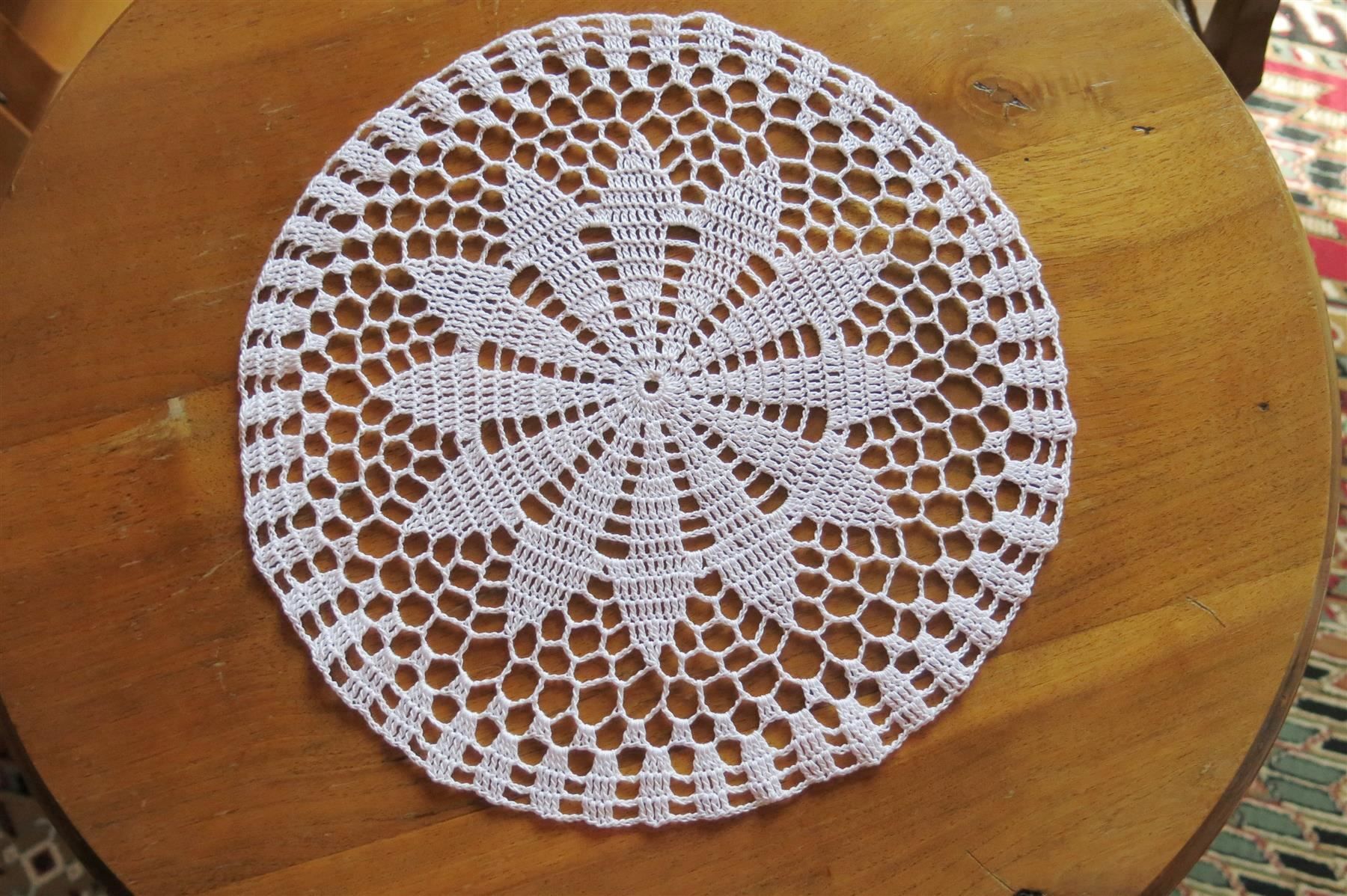 Tutte le decorazioni: Rundes Häkeldeckchen ca 29 cm /weiss – Nuovo (secondo la descrizione) da Schaffhausen venduto da Espressoo7