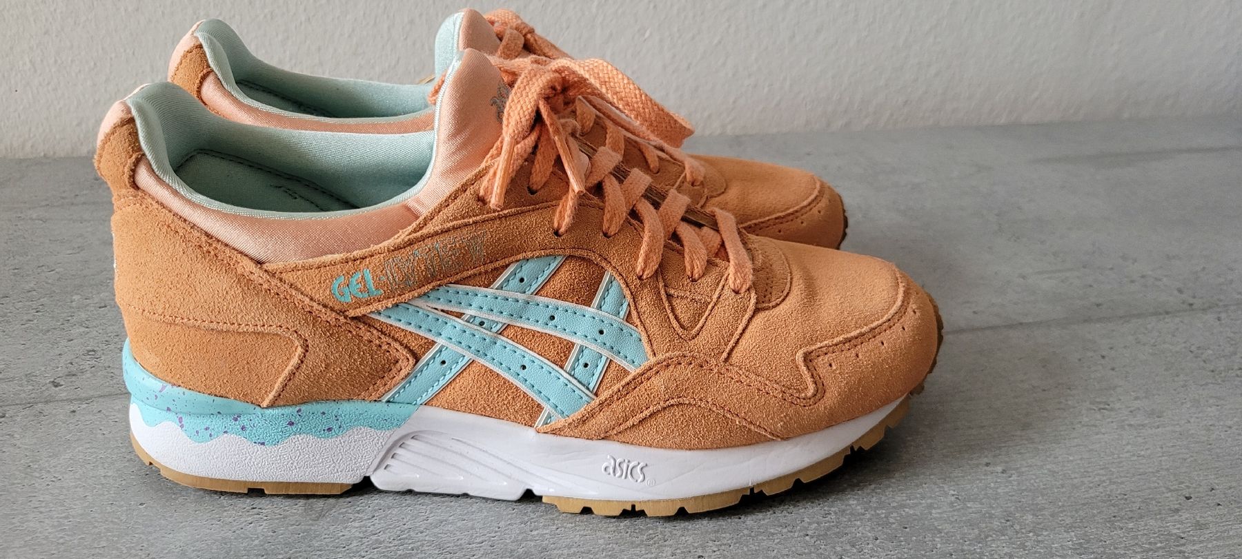 Asics Scarpe da uomo: Asics Tiger Gel-Lyte V Coral Reef – Nuovo (secondo la descrizione) da Neftenbach venduto da lifestyle_tp5m 1