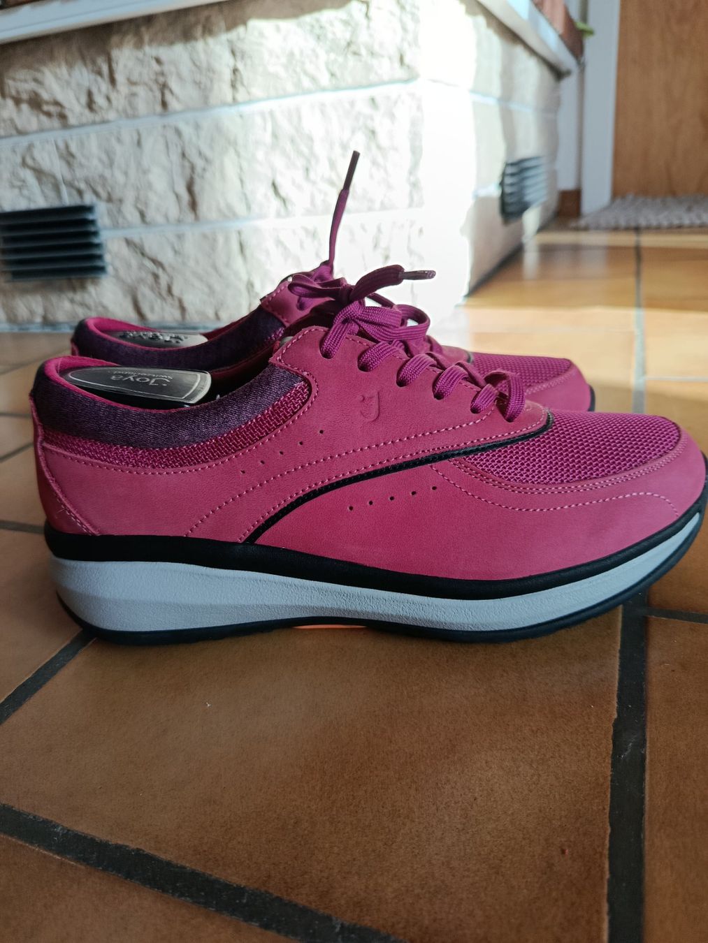 Joya Damenschuhe: Joya shoes – Neu (gemäss Beschreibung) aus Malleray von oce_d6v9