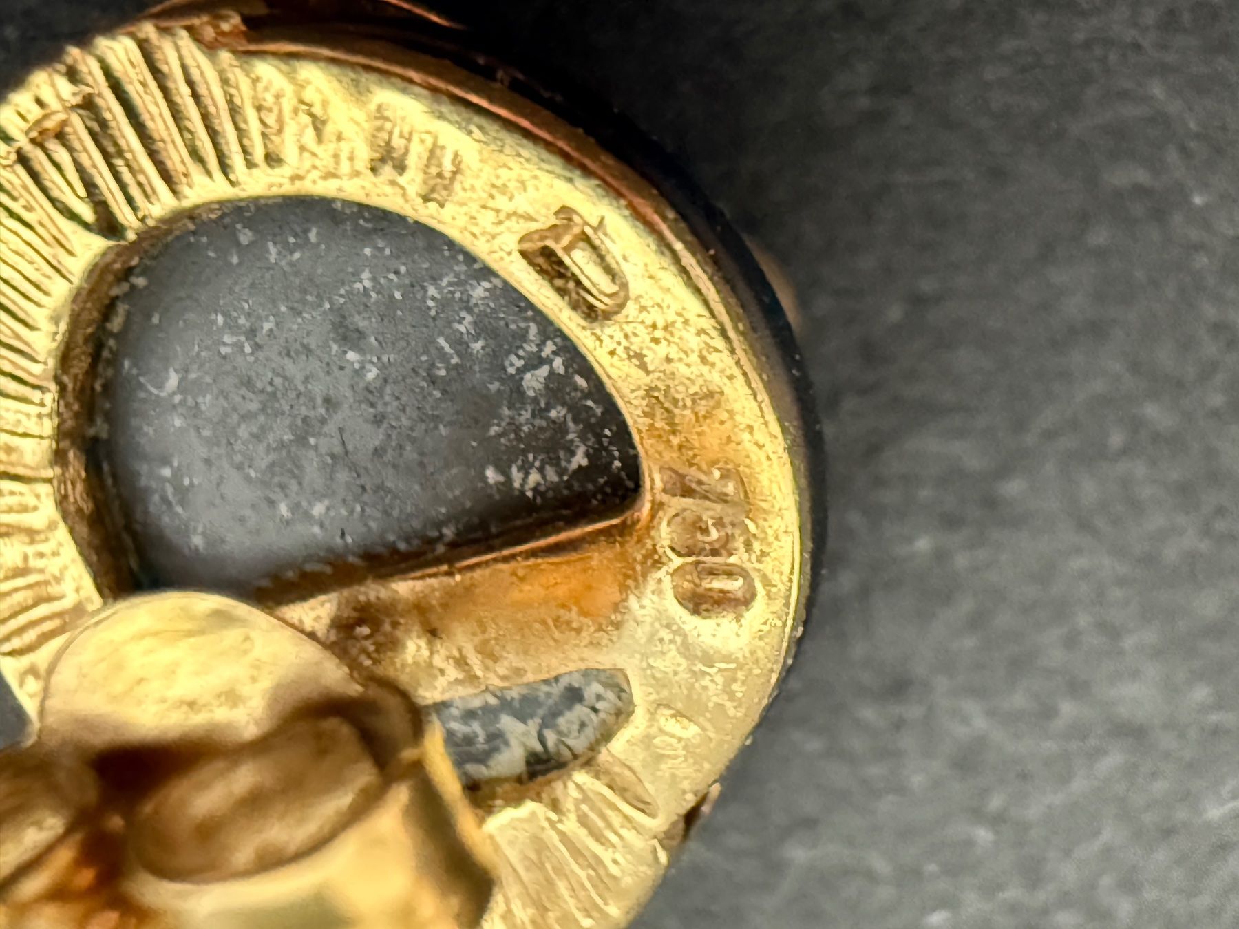 Orecchini pendenti & Orecchini a lobo: Gold Ohrstecker mit Diamant 750, 18K – Usato da Spiegel b. Bern venduto da Rogger72 6