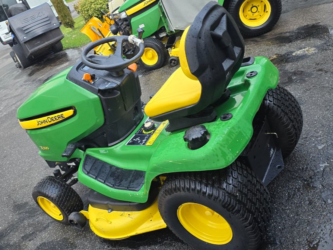John Deere Tagliaerba: John Deere X320 Rasentraktor, – Usato da Rain venduto da Fafan069 3