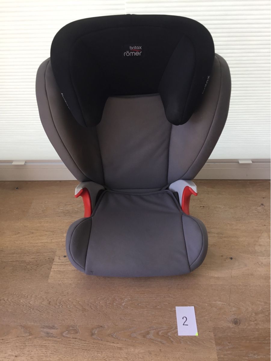 Britax Römer Auto-Kindersitze: Autositz Römer Britax – Gebraucht aus Belp von Andy330