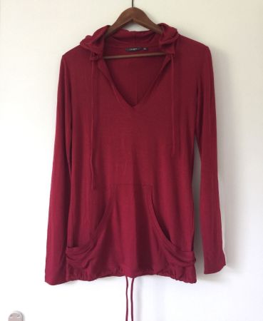 Longsleeve mit Kapuze Gr. 36