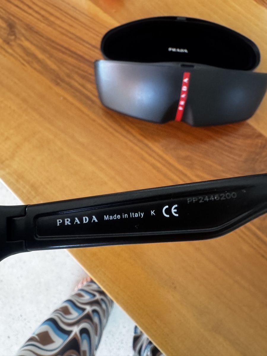 Prada Brillen & Gläser: Prada Sonnenbrille wie neu! – Gebraucht aus Gipf-Oberfrick von Iberico 4