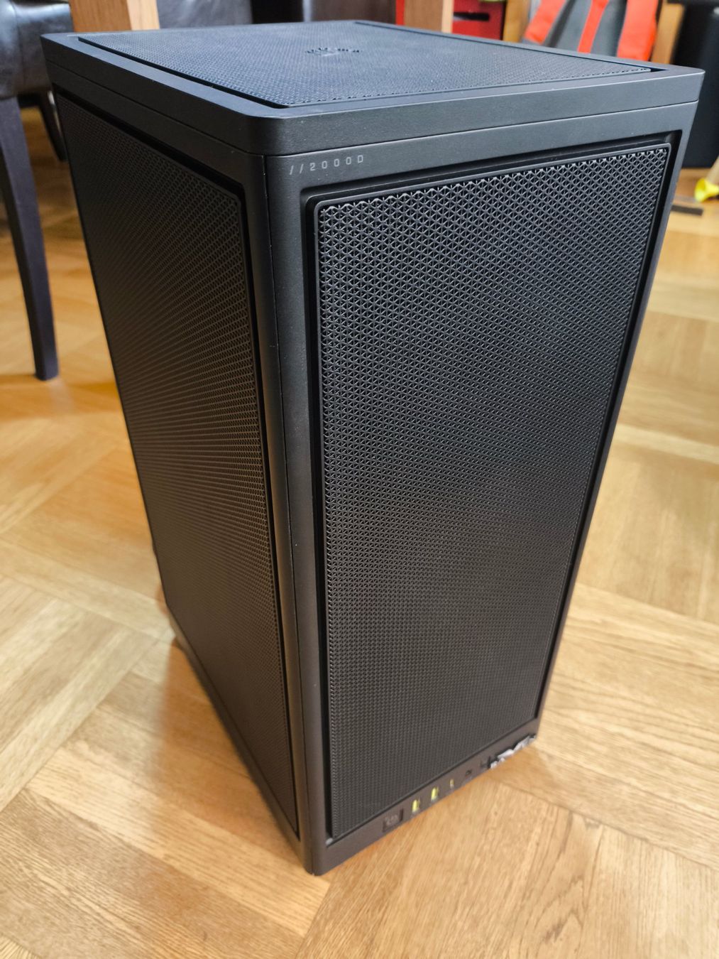Corsair Custodie: Corsair PC mini-ITX Gehäuse Airflow 2000D – Usato da Möhlin venduto da mcintel 1