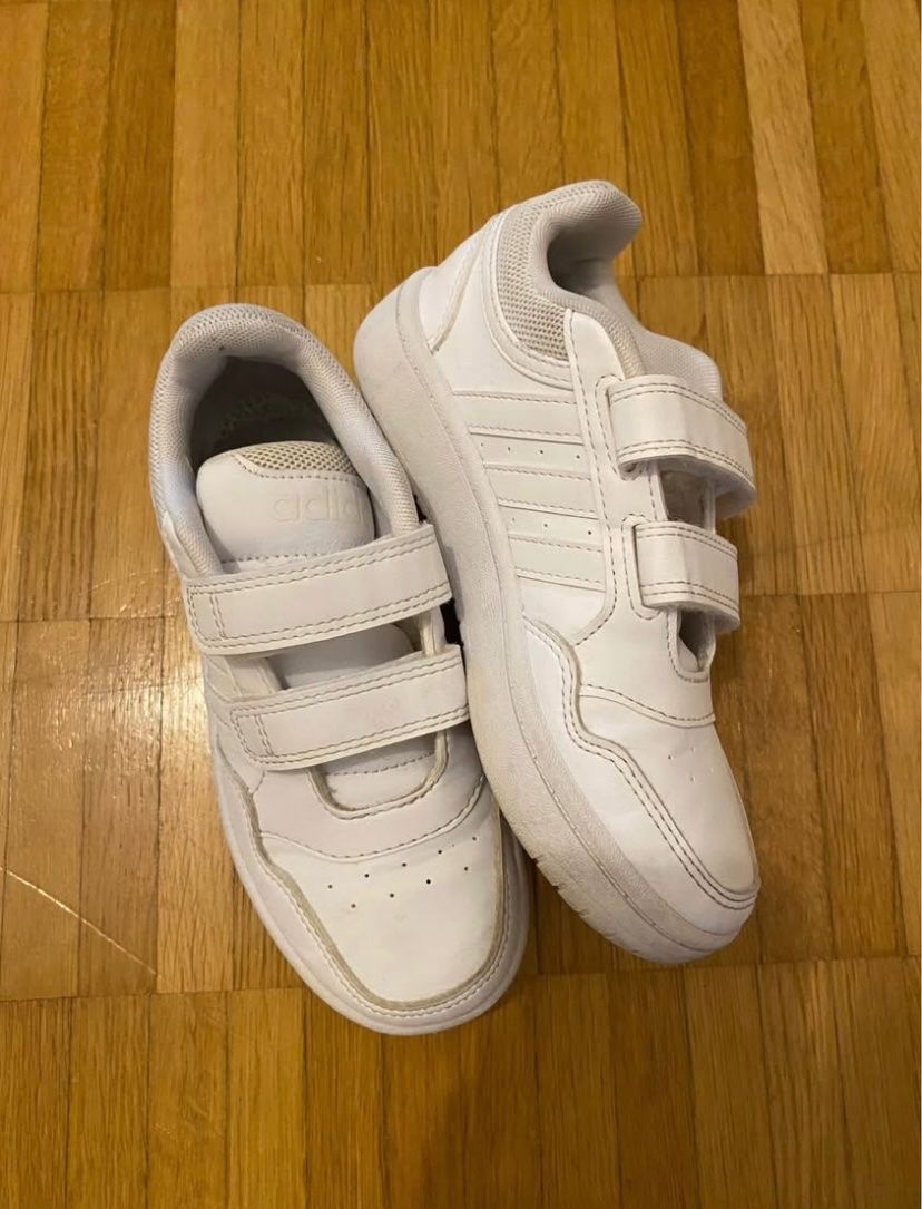 Adidas Scarpe per ragazzi: Chaussure  garçon – Usato da Basel venduto da OK2010 1