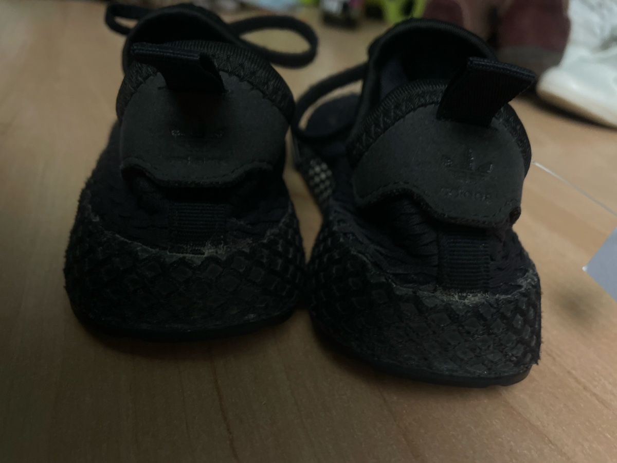 Adidas Scarpe per ragazzi: Schwarze Adidas Sneaker , Gr. 25 1/2 – Usato da Obergerlafingen venduto da cabo4 4