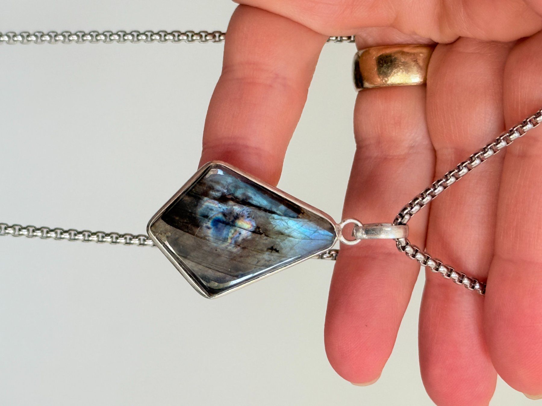 Catenine: Collier labradorite, élégant et tendance ✨ – Nuovo e nell'imballaggio originale da Genève venduto da AWWA 6
