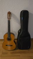 Yamaha CG102 Klassikgitarre inkl. GEWA Tasche & Fussbank
