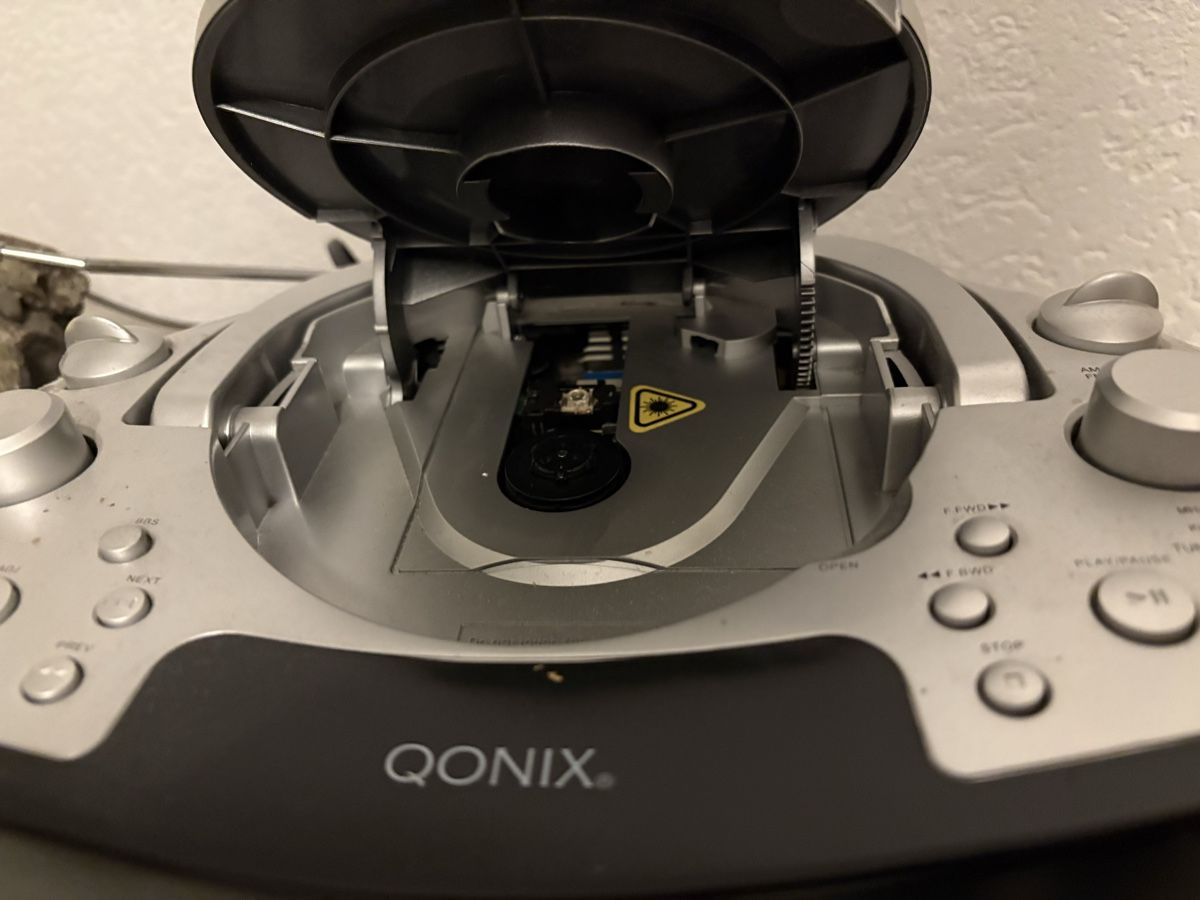 Multimediaplayer & Streamer: QONIX dvd/cd player  – Gebraucht aus Herzogenbuchsee von warrior77 6