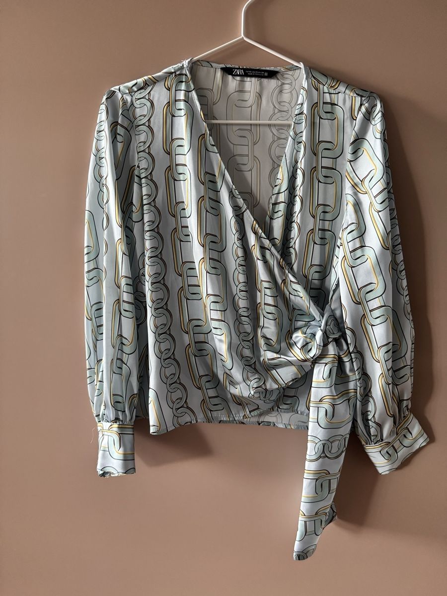 Zara Camicette: Zara Bluse, Wickeloptik – Nuovo (secondo la descrizione) da Emmen venduto da t_a_n88x
