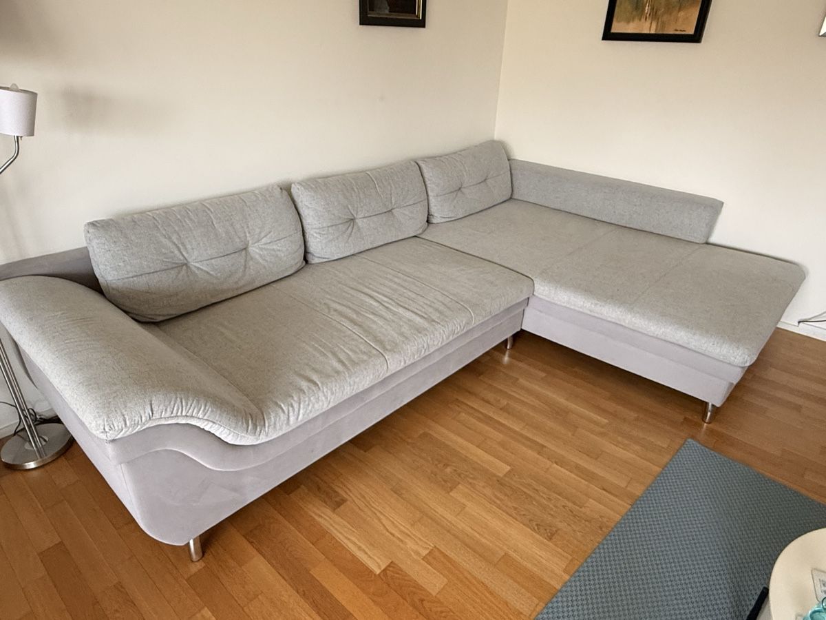 Divani: Ecksofa Kintom Flachgewebe - 4 Jahre alt – Usato da Zürich venduto da C0ra