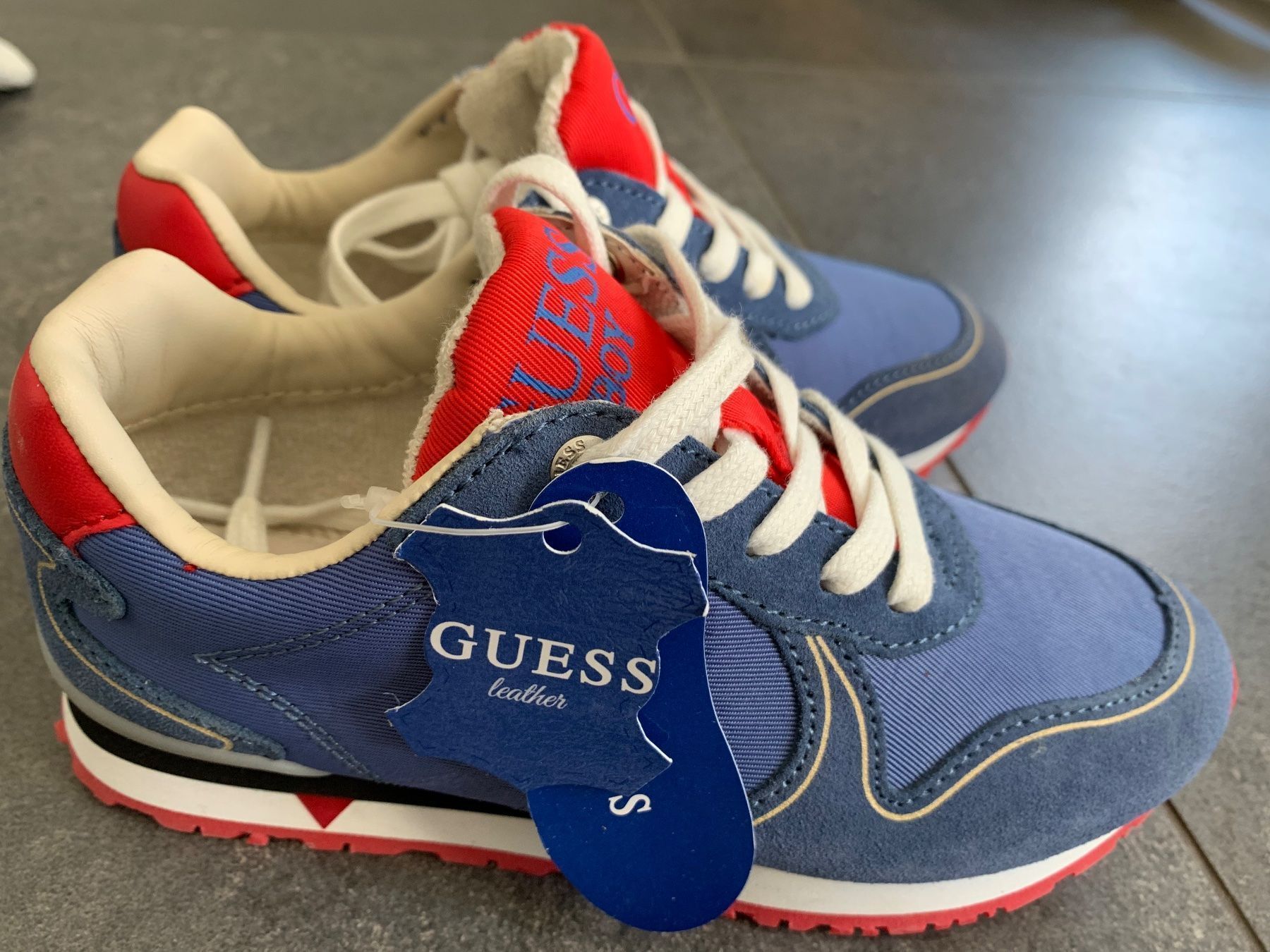 Guess Scarpe per ragazzi: neue Guess Schuhe Gr. 31 – Nuovo e nell'imballaggio originale da Worblaufen venduto da Savanne05 1