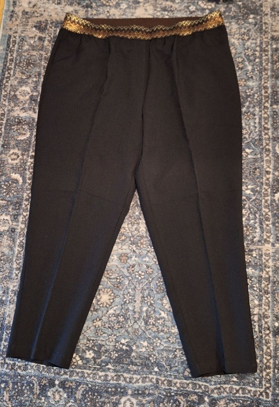 Pantaloni: pantalon noir taille 52 neuf – Nuovo (secondo la descrizione) da Genève venduto da maria1209