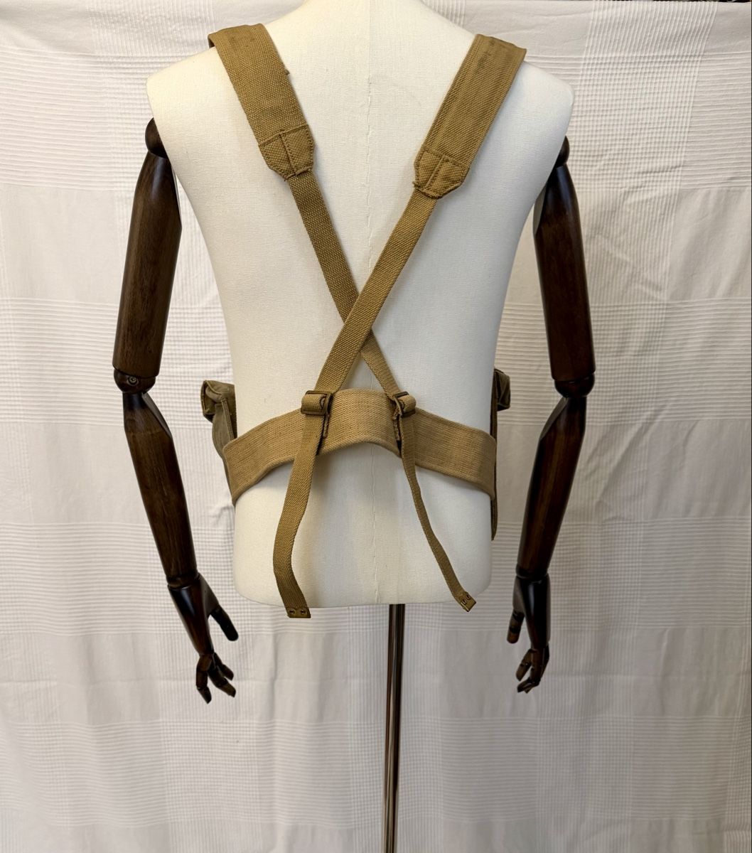 Uniformi: WW2 / Armee / British / P-37 Webbing / Sten MP / Militaria – Usato da Romanshorn venduto da Romolo_Blu 2