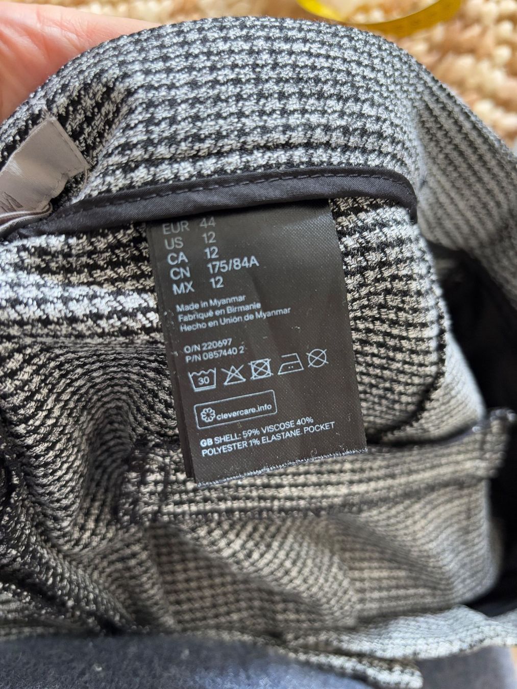 H&M Pantaloni: H&M Stoffhose Gr 44 – Usato da Laufenburg venduto da VintageMuesli 6