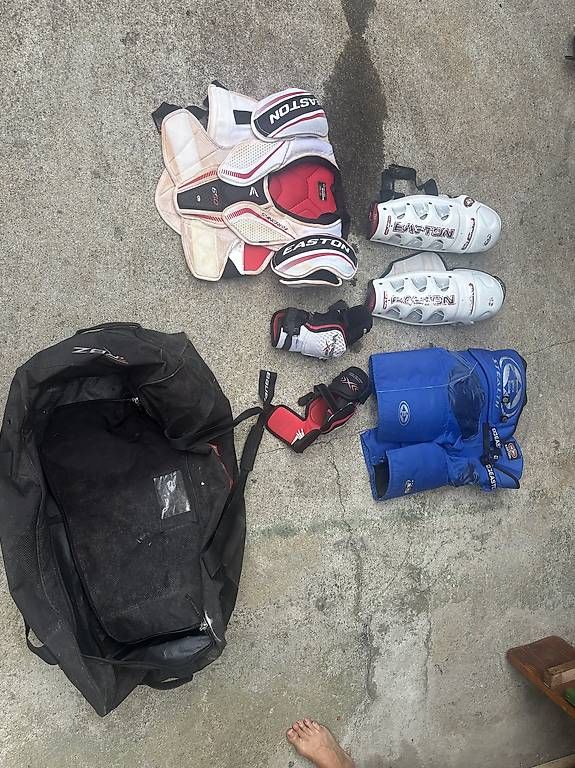 Protections: Kit Hockey – D'occasion à Castione par lea_lvc2 3