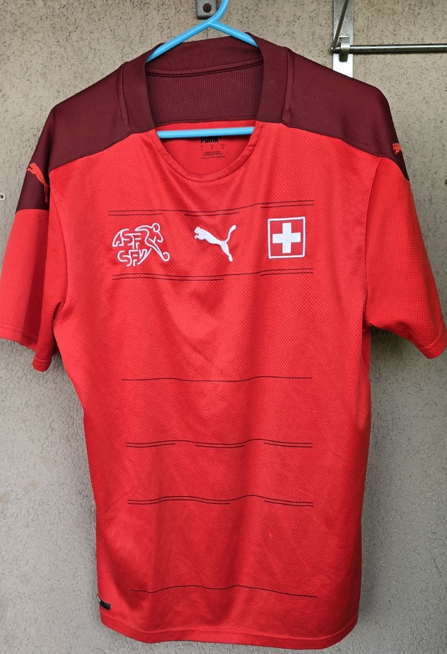Canottiere & Pantaloni: Trikot  – Usato da Basel venduto da con_kbf8 5