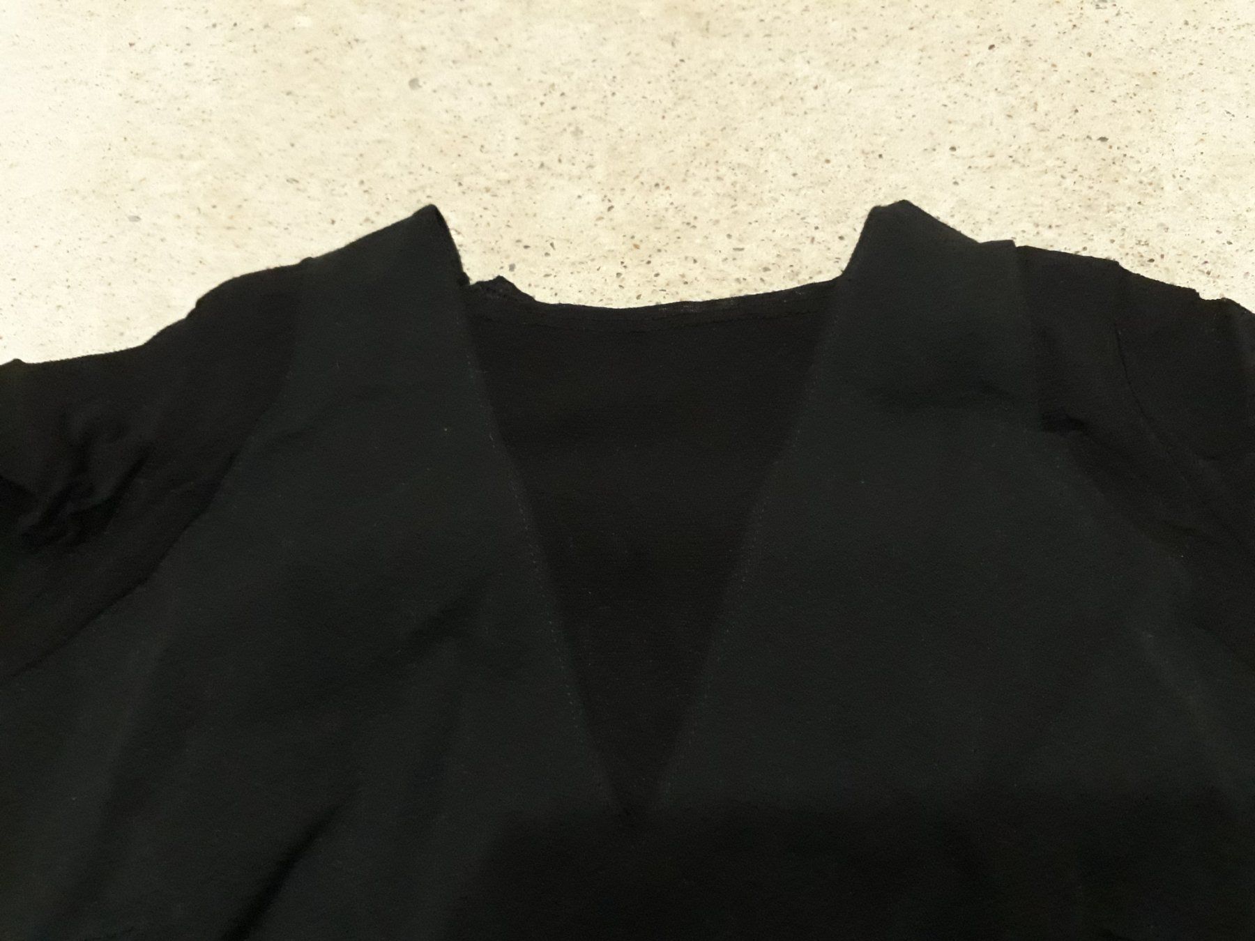 Robes: Schwarzes Kleid – D'occasion à Basel par mon_7m8h 1