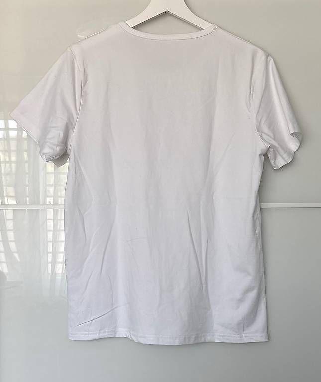 Shein T-shirts: T-Shirt – D'occasion à Würenlingen par agn_xs7b 1