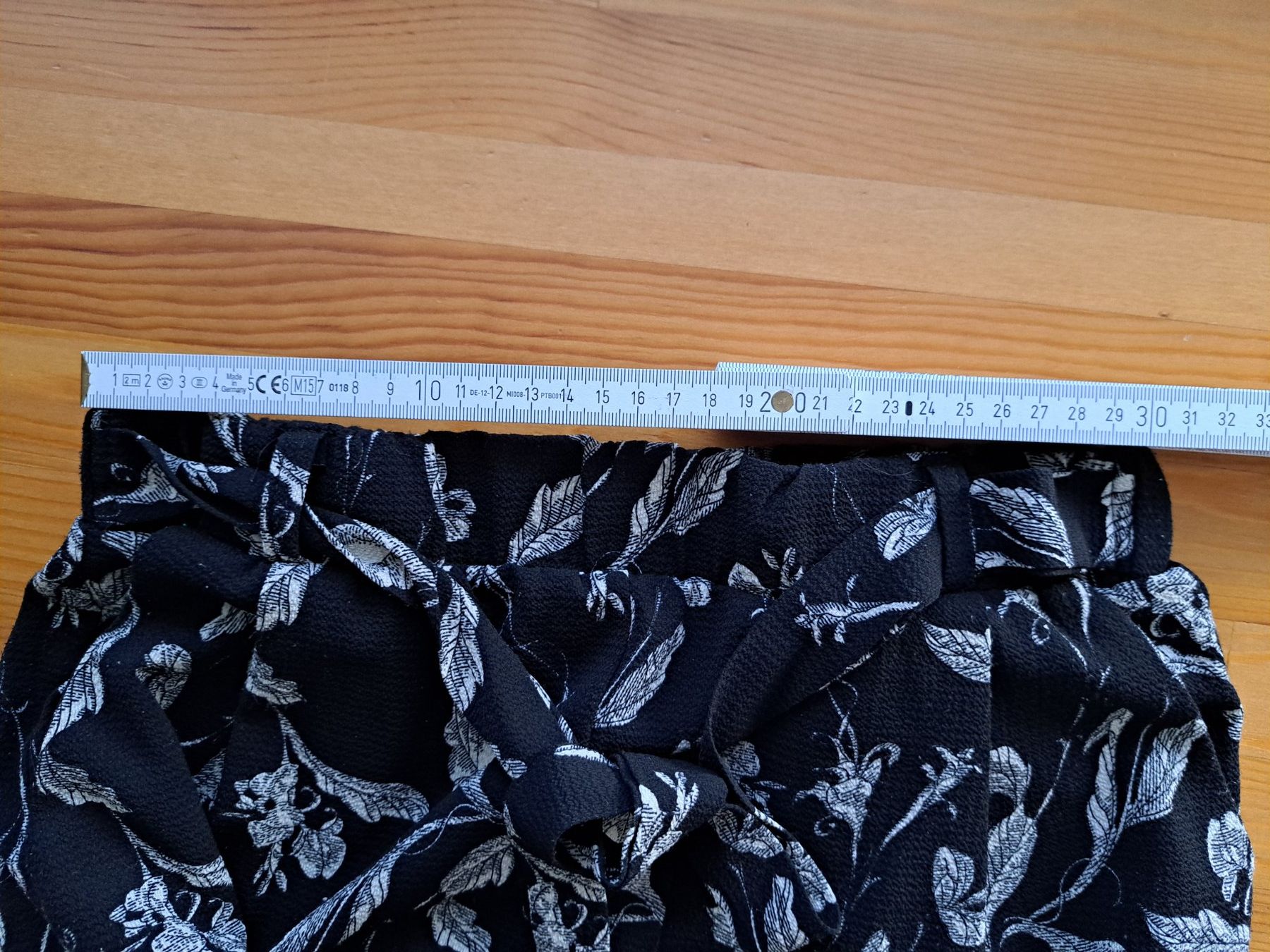 Zebra Pantaloni: luftige Sommerhose Grösse M – Usato da Uzwil venduto da eri_lz5x 3