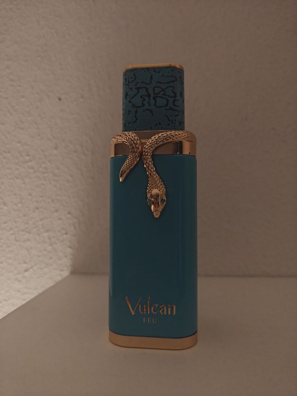 Lattafa Profumi & Eau de Toilette: French Avenue Vulcan Feu 100ml – Usato da Aadorf venduto da Yanik_kl