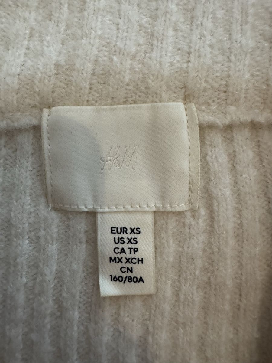 H&M Pulls & Sweat-shirts:  Pullover H&M Off-Shoulder Gr. XS – D'occasion à Aarau par beckywhite 1