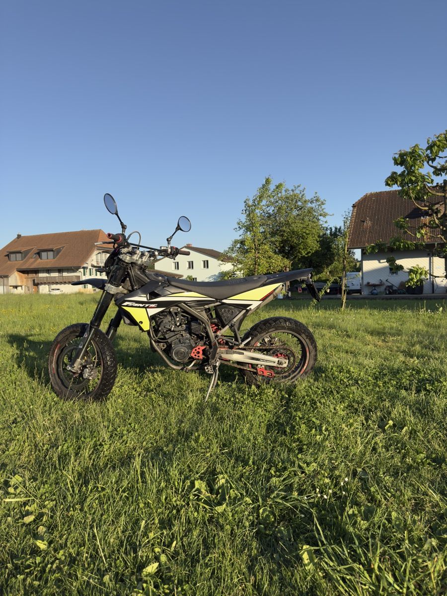 Fantic Route: Fantic XMF 125 Motarrad – D'occasion à Schwarzhäusern par nik_xf9j 2