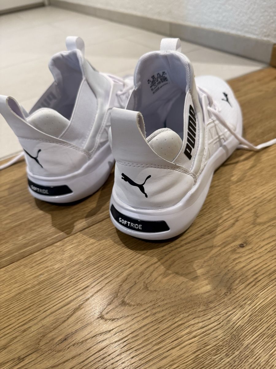 Puma Scarpe da uomo: Puma Sneakers Weiss Gr. 40 – Nuovo (secondo la descrizione) da St. Margrethen SG venduto da senno 1