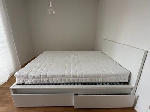 Ikea Letti: Lit double IKEA Brimnes, blanc, avec rangement intégré! – Usato da Biel/Bienne venduto da mra_ndr9