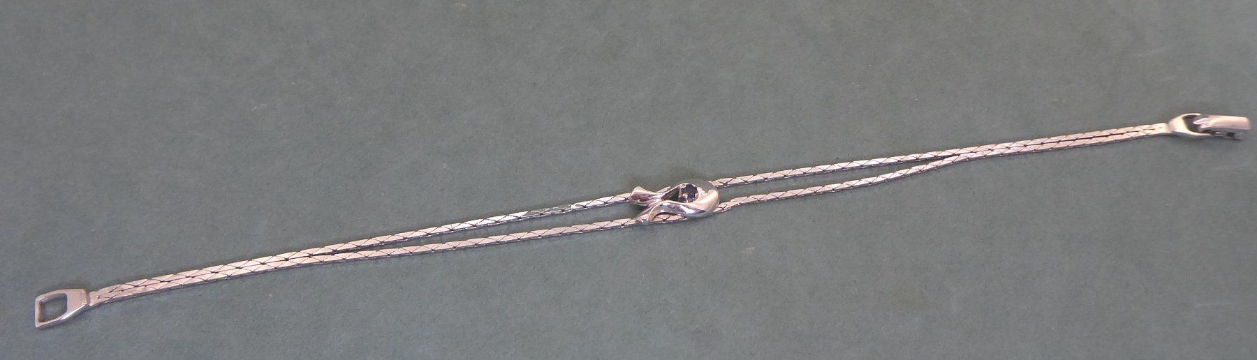 Armbänder & -reifen: Armband 925 Silber mit echtem Spinell Steinchen – Gebraucht aus Muri AG von silvermouse007 1