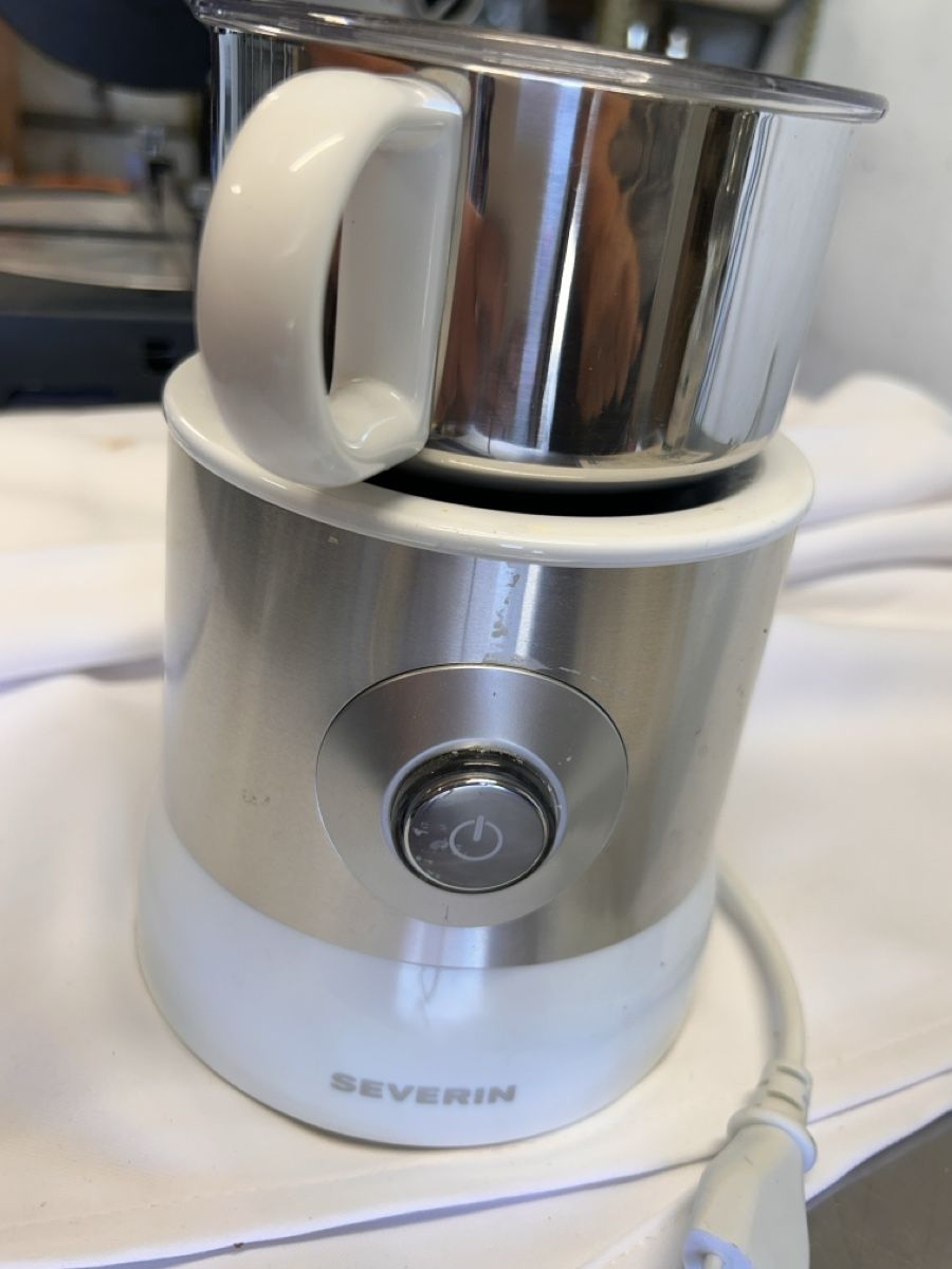 Elettrodomestici da cucina: Milchaufschäumer Severin Edelstahl Weiss gebraucht – Usato da Kehrsiten venduto da fot_55m5 4