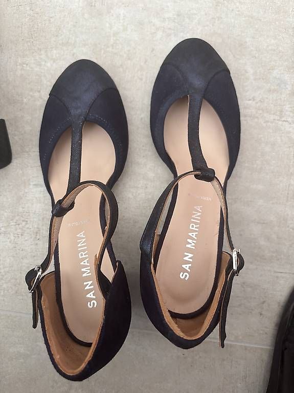 Scarpe da donna: Escarpins San Marina – Usato da Epalinges venduto da Savana7 1