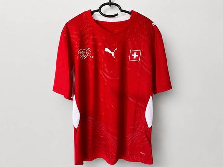 Schweiz WM 2026 Trikot Puma  Grösse L  wie neu