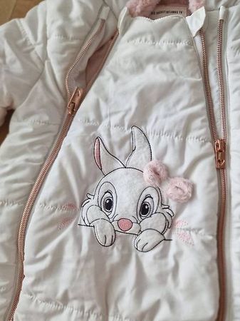 Süßer, warmer Schneeanzug mit Hasen-Motiv - Grösse 68
