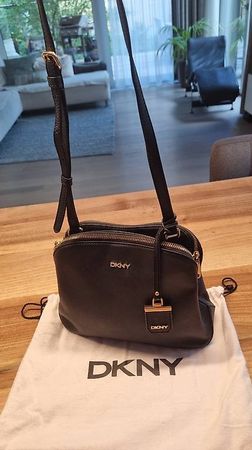 DKNY Saffiano Leder Crossbody Tasche in Top Zustand