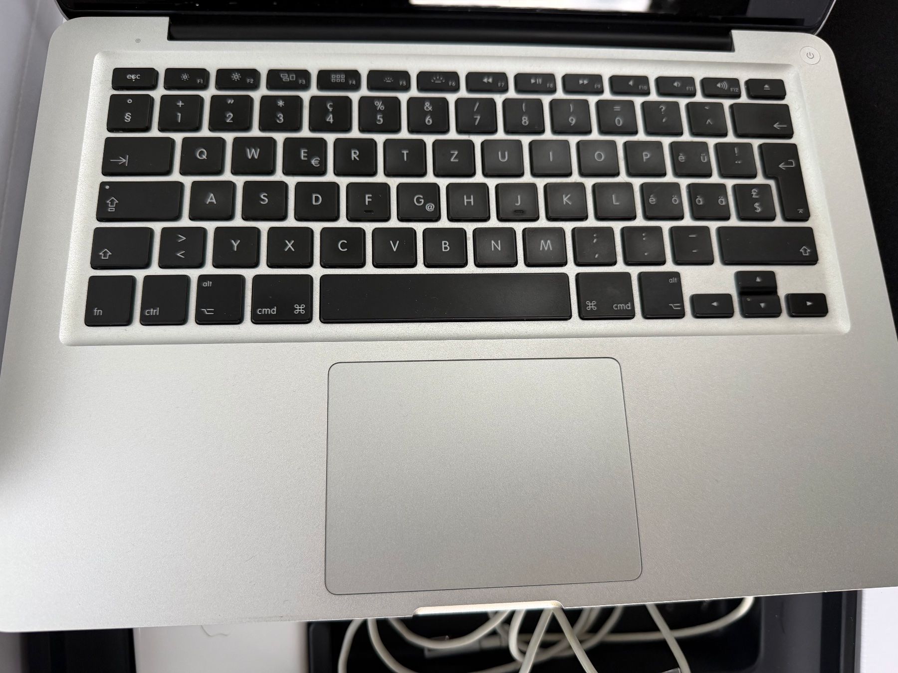 Apple Notebooks: MacBook Pro 13 Zoll mit Zubehör und Software CD-s – Defekt aus Thun von sansan01 1