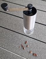 Manuelle Kaffeemühle Edelstahl Silber kaum gebraucht