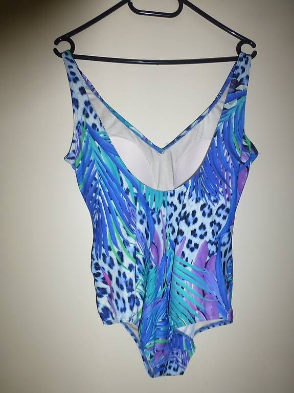 Costumi da bagno & Bikini: Badekleid Badeanzug Sunmarin Gr 44 Cup C – Nuovo (secondo la descrizione) da Reinach BL venduto da Spider63 1
