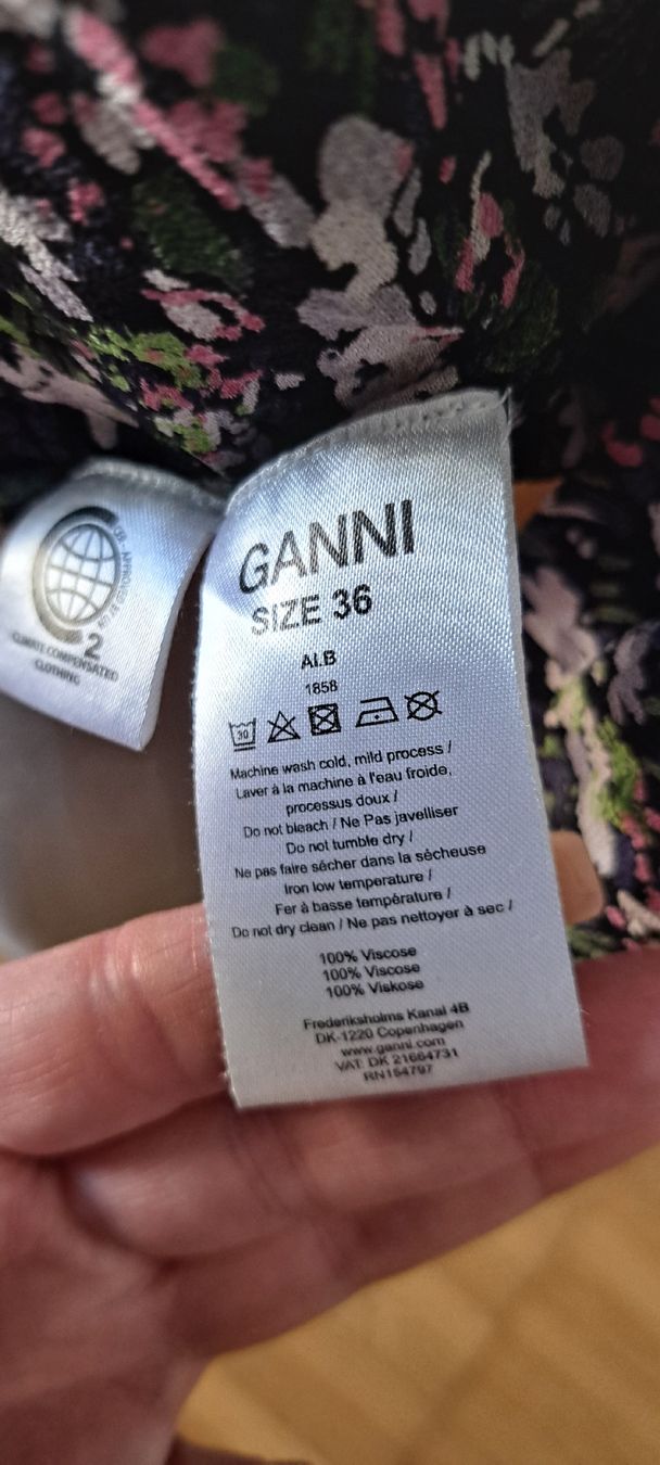 Ganni Blusen: GANNI Bluse mit Blumenprint Grösse 36 – Neu (gemäss Beschreibung) aus Basel von Natyala 3