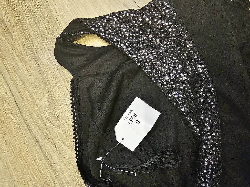 Vestiti: abendkleid – Usato da Grosshöchstetten venduto da Qenko 1